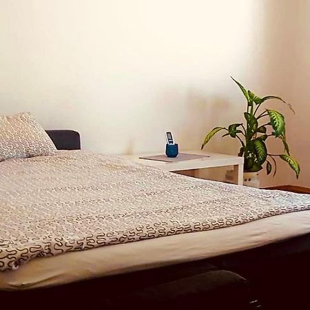 Uma- Urban Mini Apartment Скопие Екстериор снимка